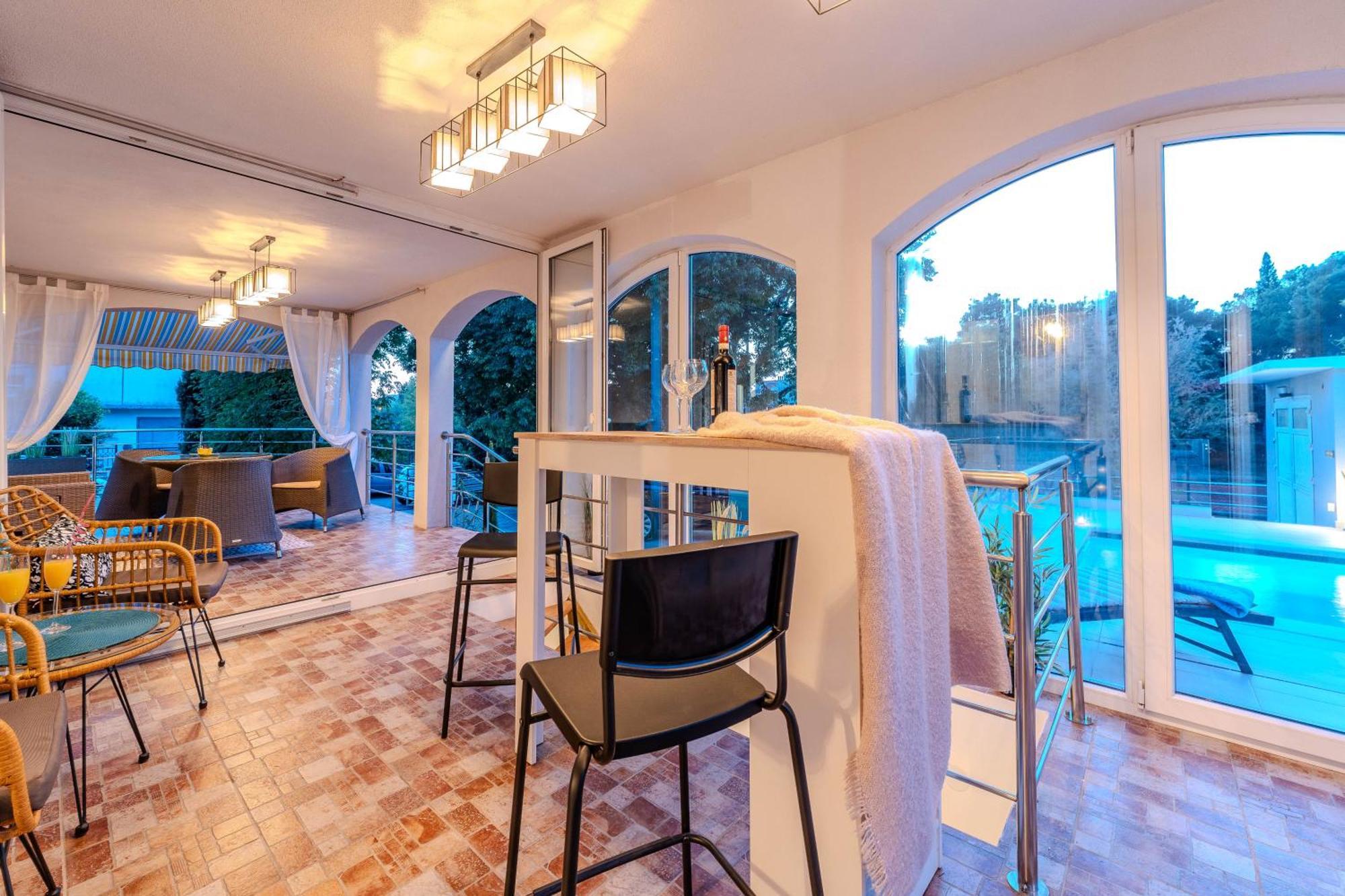 Villa B&D Zadar For The Complete Pleasure Of Vacation !Heated! Private Pool! Green Oasis In The Center Of Zadar, 100M From The Sea Exterior foto