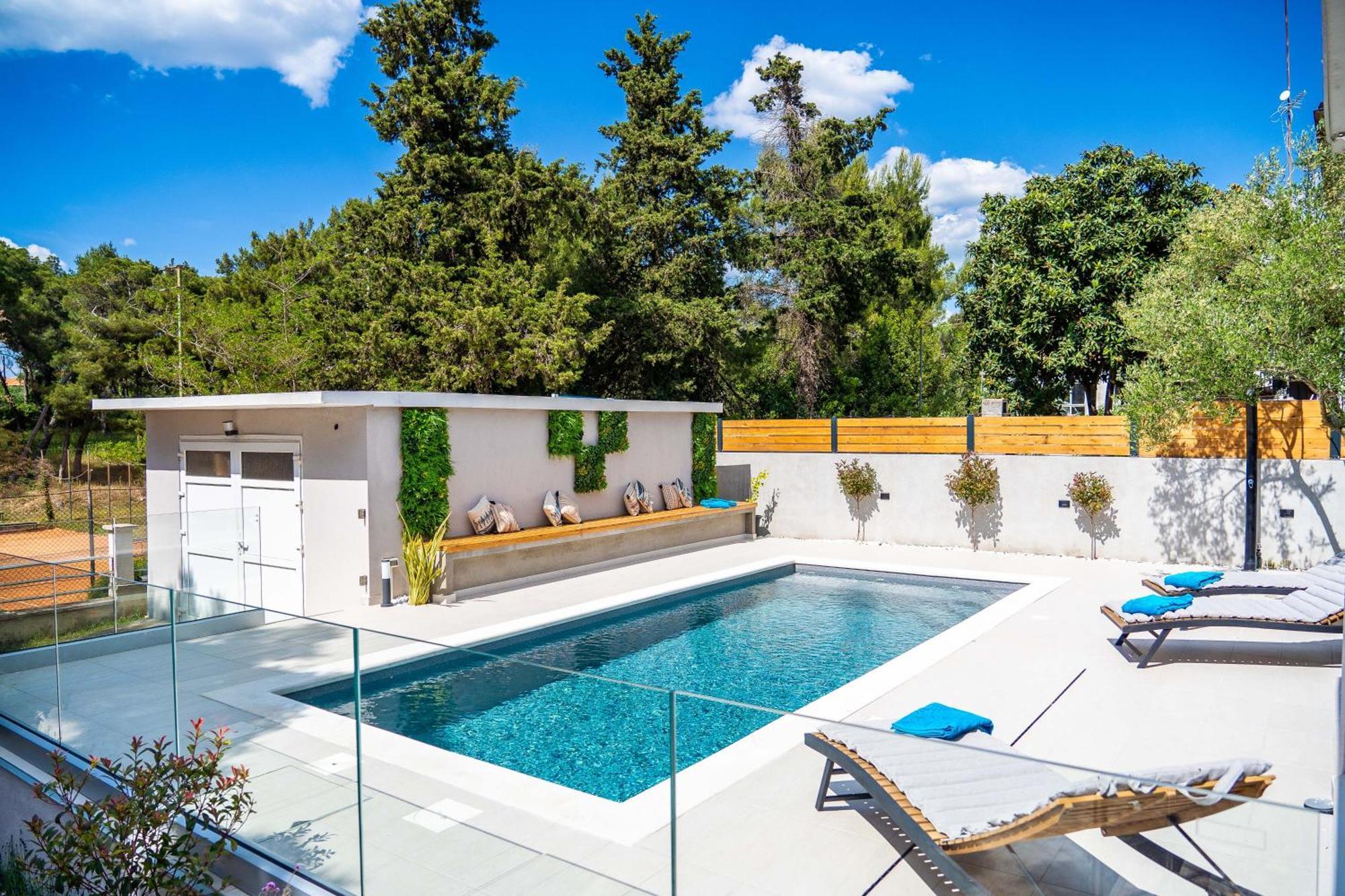 Villa B&D Zadar For The Complete Pleasure Of Vacation !Heated! Private Pool! Green Oasis In The Center Of Zadar, 100M From The Sea Exterior foto